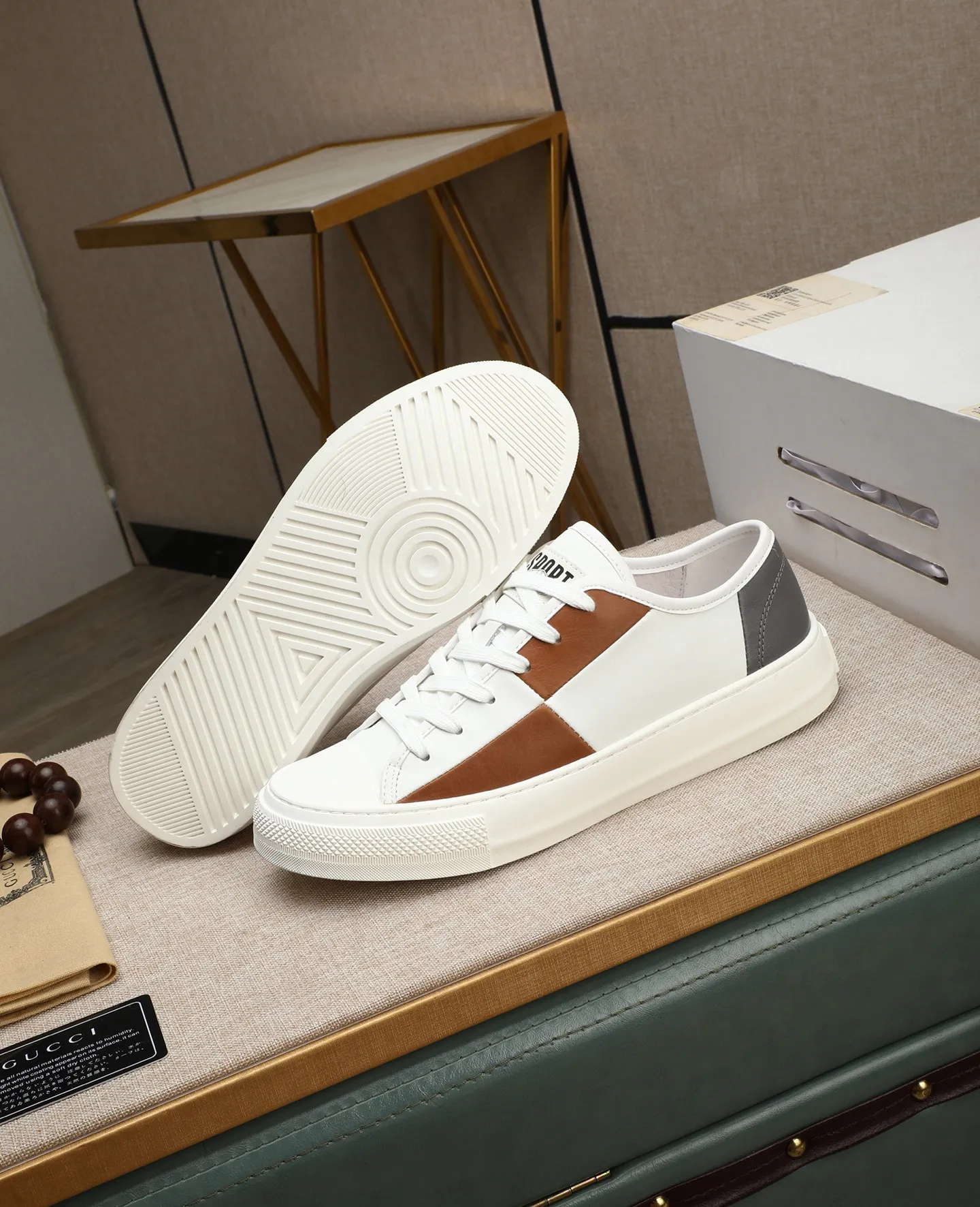 Men's men's shoes 💰440 GUCCI🔍🔍The latest model is on sale at the same time at the counter. Original calfskin imported from Italy, genuine leather lining, (high-end, noble, and classy) with exquisite workmanship. Sole: Original sole provided by the original factory, ⚠Exclusive double-layer movable molded sole super comfortable⚠, real shot 🎬The real thing is better🔍🔍"High quality·Follow the order" Code number 38-44